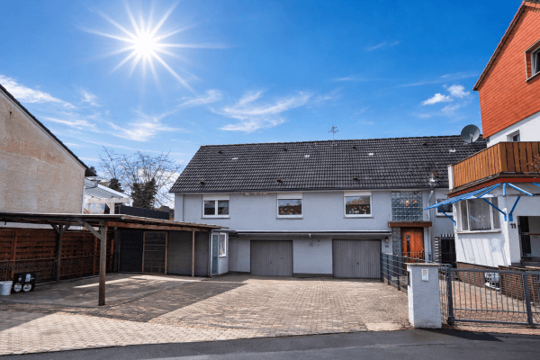 Predaj domu 125 m², pozemok 320 m², Haincherstraße 11, Limeshain Predaj domu 125 m², pozemok 320 m², Haincherstraße 11, Limeshain