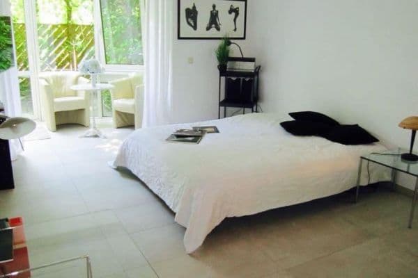 Prenájom bytu 1-izbový 38 m², Liebigstr. 20 A, München, Bavorsko Prenájom bytu 1-izbový 38 m², Liebigstr. 20 A, München, Bavorsko