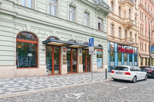 Prenájom kancelárie 50 m², náměstí I. P. Pavlova, Praha Prenájom kancelárie 50 m², náměstí I. P. Pavlova, Praha