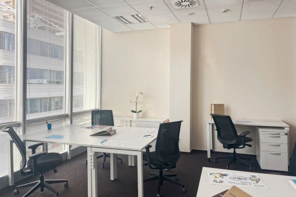 Prenájom kancelárie 75 m², Na Strži, Praha Prenájom kancelárie 75 m², Na Strži, Praha