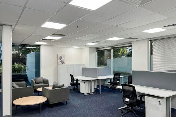 Prenájom kancelárie 70 m², Dělnická, Praha Prenájom kancelárie 70 m², Dělnická, Praha