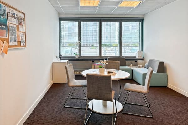 Prenájom kancelárie 75 m², Nádražní, Praha, Praha Prenájom kancelárie 75 m², Nádražní, Praha, Praha