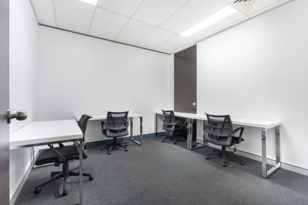 Prenájom kancelárie 70 m², Lomnického, Praha, Praha Prenájom kancelárie 70 m², Lomnického, Praha, Praha
