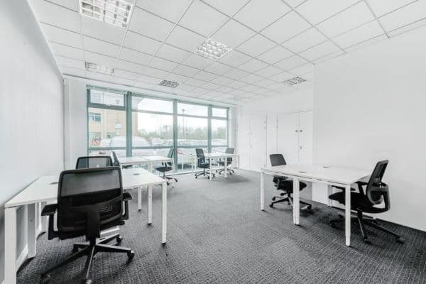 Prenájom kancelárie 75 m², Lomnického, Praha Prenájom kancelárie 75 m², Lomnického, Praha