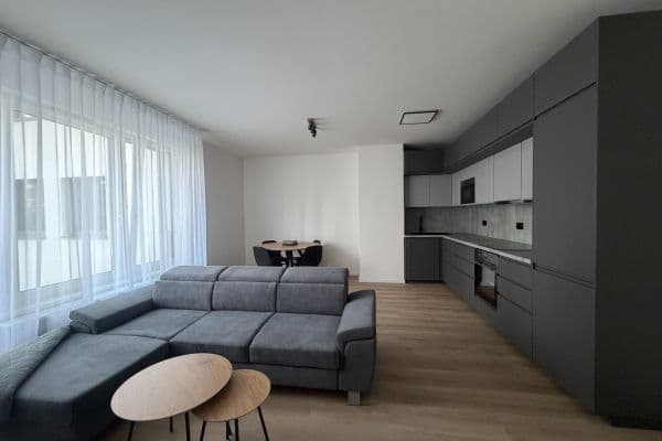 Prenájom bytu 2-izbový 59 m², Divíškové, Praha Prenájom bytu 2-izbový 59 m², Divíškové, Praha