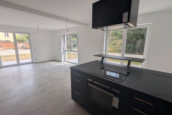 Prenájom bytu 2-izbový 69 m², Würzburg, Bavorsko Prenájom bytu 2-izbový 69 m², Würzburg, Bavorsko
