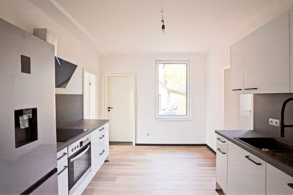 Prenájom bytu 4-izbový 120 m², Herrenruhmweg 9, Trittau Prenájom bytu 4-izbový 120 m², Herrenruhmweg 9, Trittau
