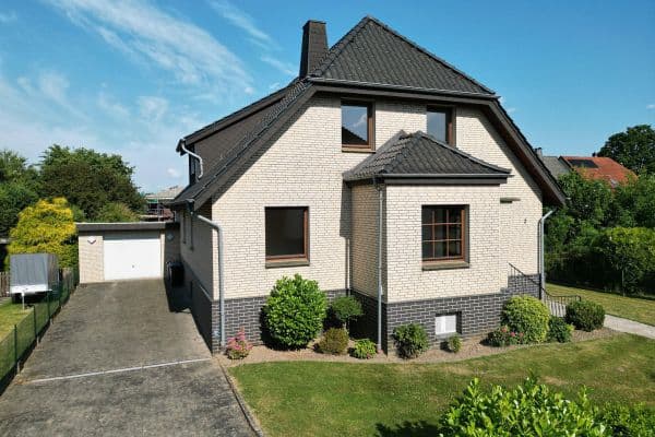 Predaj domu 157 m², pozemok 1.074 m², Löhne Predaj domu 157 m², pozemok 1.074 m², Löhne