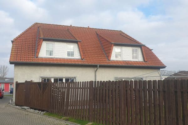 Prenájom domu 103 m², pozemok 300 m², Feldstraße 7, Oldenburg Prenájom domu 103 m², pozemok 300 m², Feldstraße 7, Oldenburg