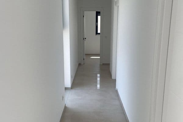 Prenájom bytu 3-izbový 97 m², Rüsselsheim Prenájom bytu 3-izbový 97 m², Rüsselsheim