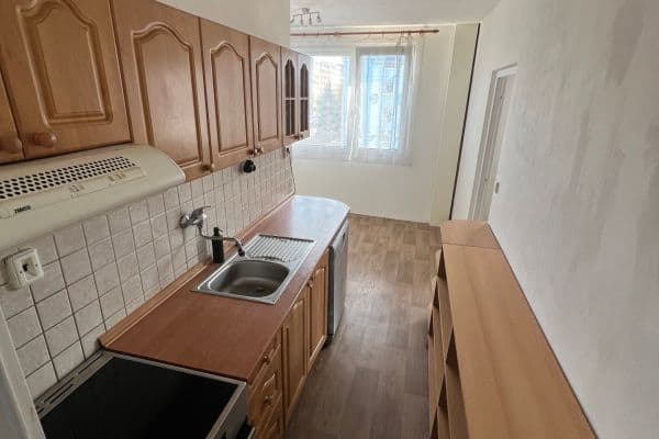 Predaj bytu 3-izbový 83 m², Kollárova, Krupka Predaj bytu 3-izbový 83 m², Kollárova, Krupka