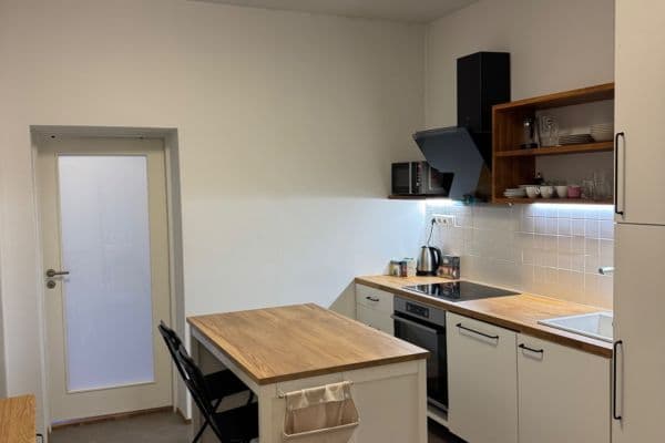 Prenájom bytu 2-izbový 50 m², Blatného, Brno Prenájom bytu 2-izbový 50 m², Blatného, Brno