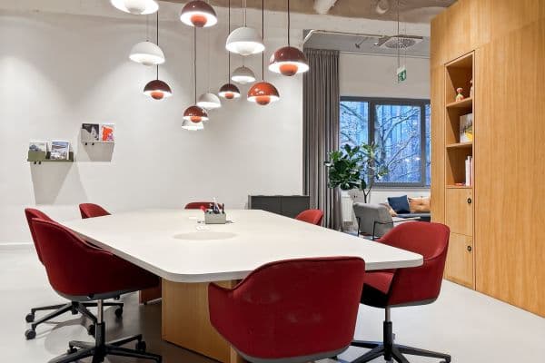 Prenájom kancelárie 8 m², Karolinská, Praha Prenájom kancelárie 8 m², Karolinská, Praha