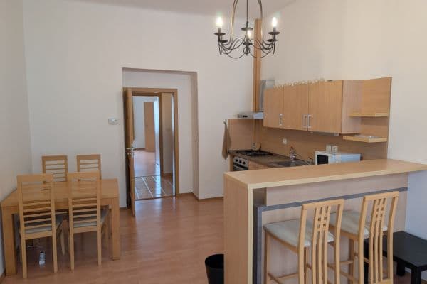 Prenájom bytu 2-izbový 50 m², Wenzigova, Praha Prenájom bytu 2-izbový 50 m², Wenzigova, Praha