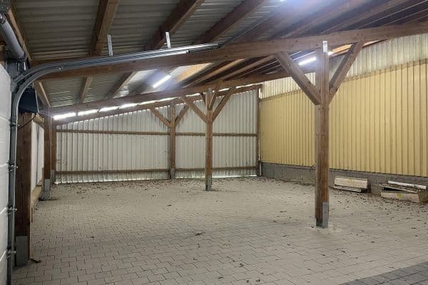 Prenájom nebytového priestoru 187 m², Im Gewerbepark 1, Hunderdorf, Bavorsko Prenájom nebytového priestoru 187 m², Im Gewerbepark 1, Hunderdorf, Bavorsko