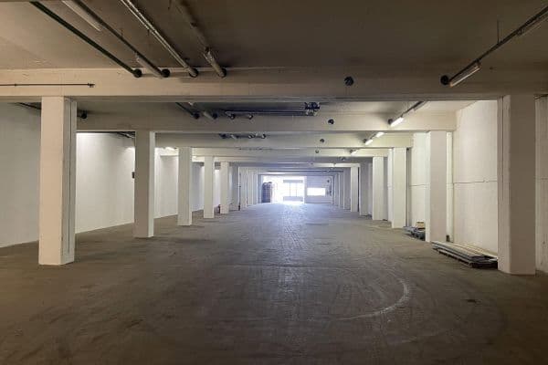 Prenájom nebytového priestoru 750 m², Im Gewerbepark 1, Hunderdorf, Bavorsko Prenájom nebytového priestoru 750 m², Im Gewerbepark 1, Hunderdorf, Bavorsko
