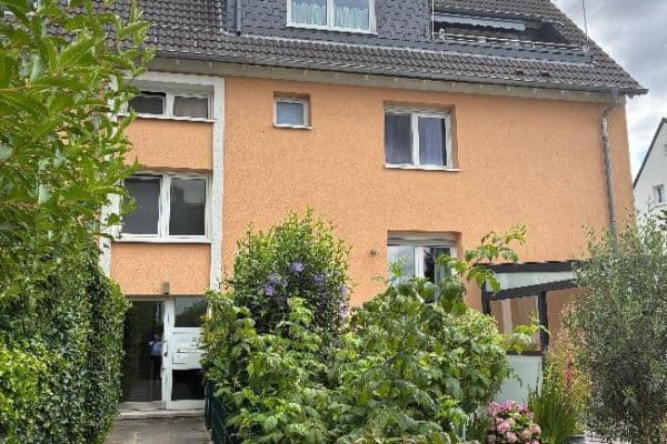 Prenájom bytu 4-izbový 99 m², Richard Dehmel Straße 11, Hattingen-Welper Prenájom bytu 4-izbový 99 m², Richard Dehmel Straße 11, Hattingen-Welper