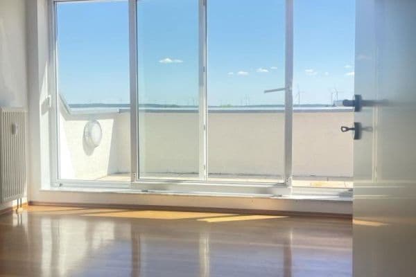 Prenájom bytu 3-izbový 110 m², Aalen Prenájom bytu 3-izbový 110 m², Aalen