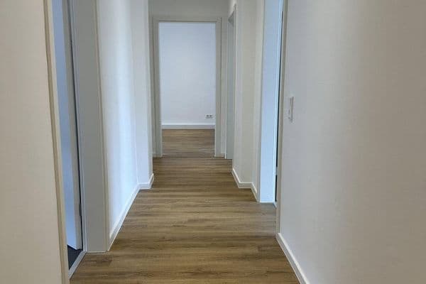 Prenájom bytu 3-izbový 85 m², Ruhrstraße 58, Witten Prenájom bytu 3-izbový 85 m², Ruhrstraße 58, Witten