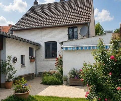 Predaj domu 100 m², pozemok 300 m², Hürth Predaj domu 100 m², pozemok 300 m², Hürth