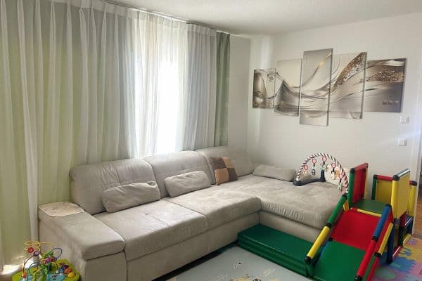 Prenájom bytu 4-izbový 108 m², Sindelfingen Prenájom bytu 4-izbový 108 m², Sindelfingen