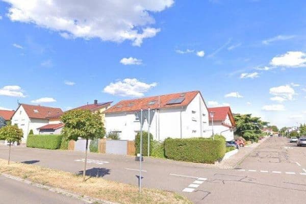 Prenájom bytu 3-izbový 130 m², Waghäusel Prenájom bytu 3-izbový 130 m², Waghäusel