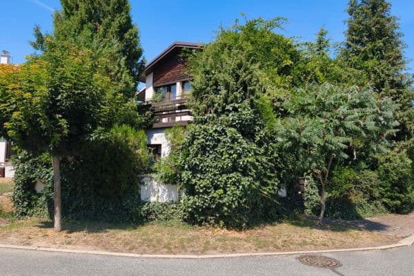 Predaj domu 215 m², pozemok 700 m², Husova, Zeleneč Predaj domu 215 m², pozemok 700 m², Husova, Zeleneč