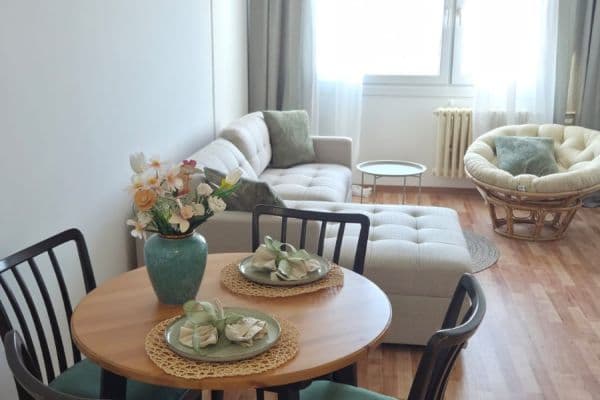 Predaj bytu 2-izbový 40 m², Zdiměřická, Praha Predaj bytu 2-izbový 40 m², Zdiměřická, Praha