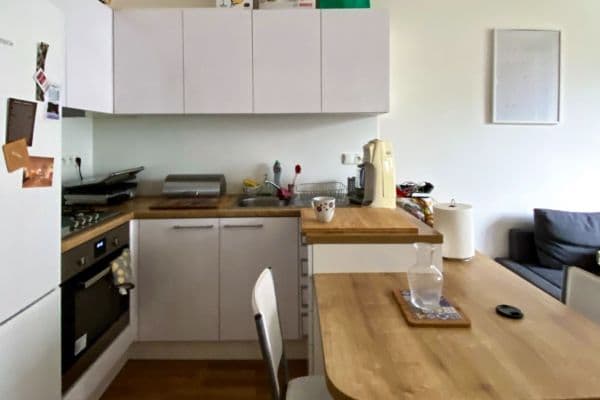 Prenájom bytu 2-izbový 60 m², Poupětova, Praha Prenájom bytu 2-izbový 60 m², Poupětova, Praha