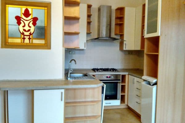 Prenájom bytu 2-izbový 46 m², Šmeralova, Olomouc, Olomoucký kraj Prenájom bytu 2-izbový 46 m², Šmeralova, Olomouc, Olomoucký kraj