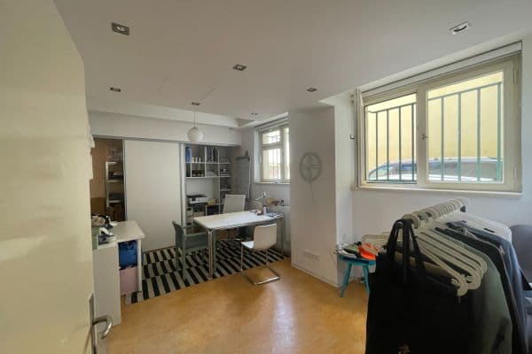 Prenájom nebytového priestoru 29 m², Milady Horákové, Praha, Praha Prenájom nebytového priestoru 29 m², Milady Horákové, Praha, Praha