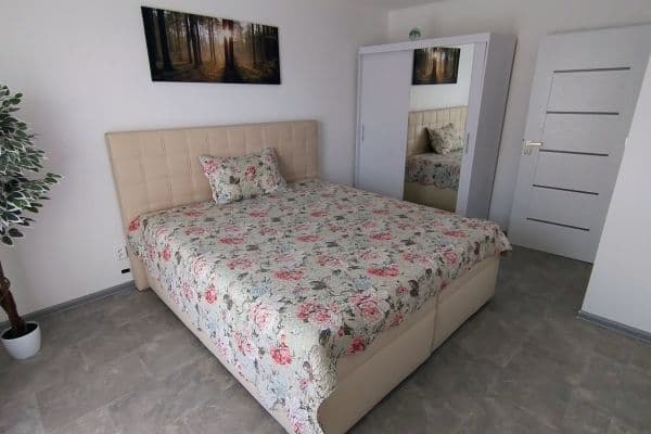 Prenájom bytu 3-izbový 63 m², Bukovany Prenájom bytu 3-izbový 63 m², Bukovany