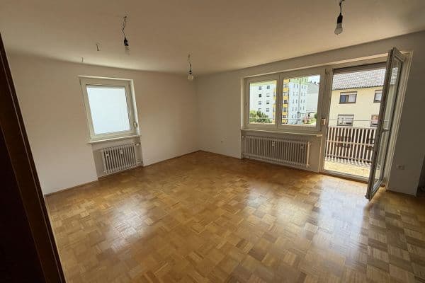 Prenájom bytu 3-izbový 80 m², Stegerwaldstr. 4, Burghausen, Bavorsko Prenájom bytu 3-izbový 80 m², Stegerwaldstr. 4, Burghausen, Bavorsko