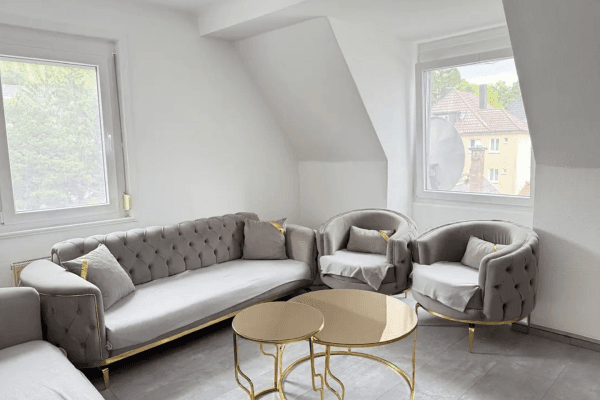 Prenájom bytu 3-izbový 66 m², Halbergstr. 18, Esslingen am Neckar Prenájom bytu 3-izbový 66 m², Halbergstr. 18, Esslingen am Neckar
