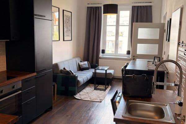Predaj bytu 2-izbový 55 m², Na Břehu, Praha Predaj bytu 2-izbový 55 m², Na Břehu, Praha