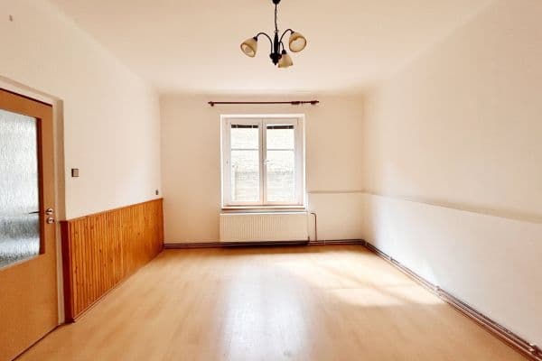 Prenájom bytu 1-izbový 47 m², S. K. Neumanna, Rakovník, Středočeský kraj Prenájom bytu 1-izbový 47 m², S. K. Neumanna, Rakovník, Středočeský kraj