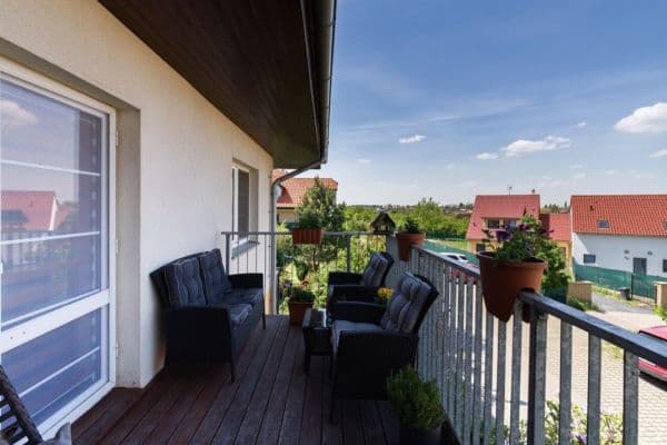 Predaj bytu 3-izbový 75 m², Habrová, Holubice Predaj bytu 3-izbový 75 m², Habrová, Holubice