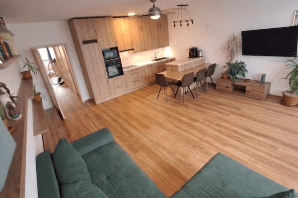 Prenájom bytu 3-izbový 86 m², Vacínovská, Praha Prenájom bytu 3-izbový 86 m², Vacínovská, Praha