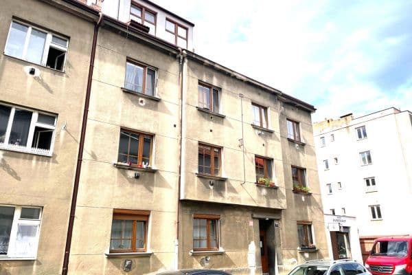 Predaj bytu 3-izbový 68 m², U Strže, Praha Predaj bytu 3-izbový 68 m², U Strže, Praha