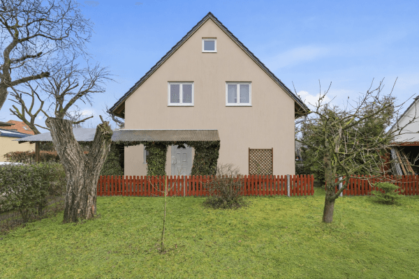 Predaj domu 102 m², pozemok 420 m², Berlin, Berlín Predaj domu 102 m², pozemok 420 m², Berlin, Berlín