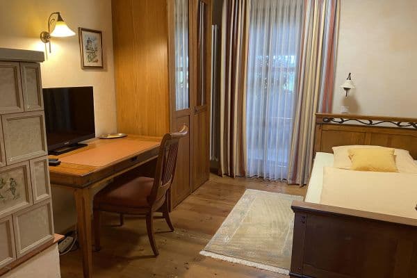 Prenájom bytu 12 m², Ziegelsteige 11, Hardthausen Prenájom bytu 12 m², Ziegelsteige 11, Hardthausen