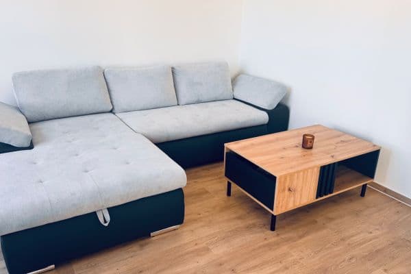 Prenájom bytu 2-izbový 80 m², Záhoří, Kuřim Prenájom bytu 2-izbový 80 m², Záhoří, Kuřim