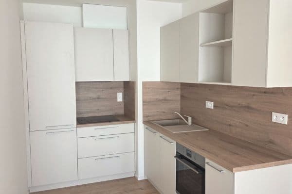 Prenájom bytu 1-izbový 36 m², Brno Prenájom bytu 1-izbový 36 m², Brno