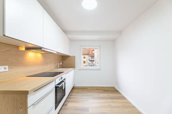 Prenájom bytu 2-izbový 48 m², Wilhelmstraße 10, Nürnberg Prenájom bytu 2-izbový 48 m², Wilhelmstraße 10, Nürnberg