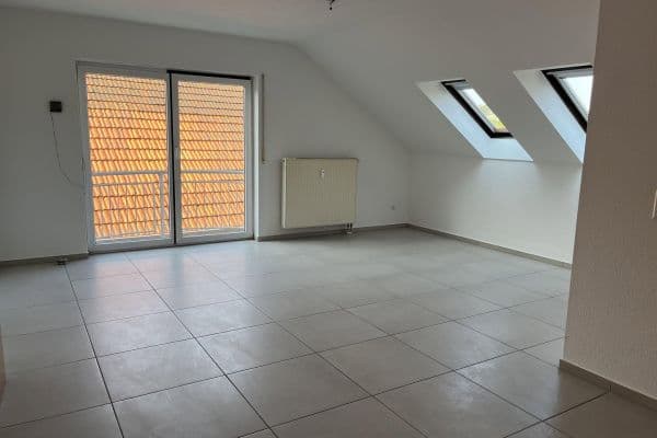 Prenájom bytu 2-izbový 61 m², Kraichtal-Münzesheim Prenájom bytu 2-izbový 61 m², Kraichtal-Münzesheim