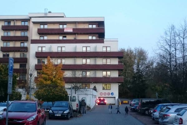 Prenájom garáže 15 m², Švehlova, Praha Prenájom garáže 15 m², Švehlova, Praha