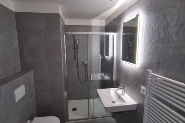 Prenájom bytu 1-izbový 32 m², Jižní, Brno Prenájom bytu 1-izbový 32 m², Jižní, Brno