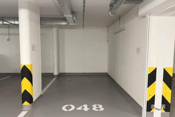 Prenájom garáže 14 m², Poděbradská, Praha Prenájom garáže 14 m², Poděbradská, Praha