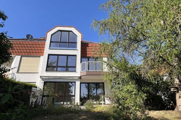 Predaj domu 143 m², pozemok 304 m², Schlangenbad Predaj domu 143 m², pozemok 304 m², Schlangenbad