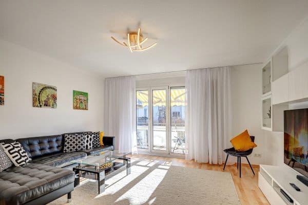 Prenájom bytu 3-izbový 73 m², Georgenschwaigstraße 24, München, Bavorsko Prenájom bytu 3-izbový 73 m², Georgenschwaigstraße 24, München, Bavorsko